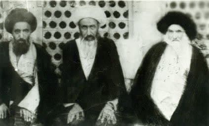 عکسی کمتر دیده شده از مجالسه میرزای نائینی (ره)